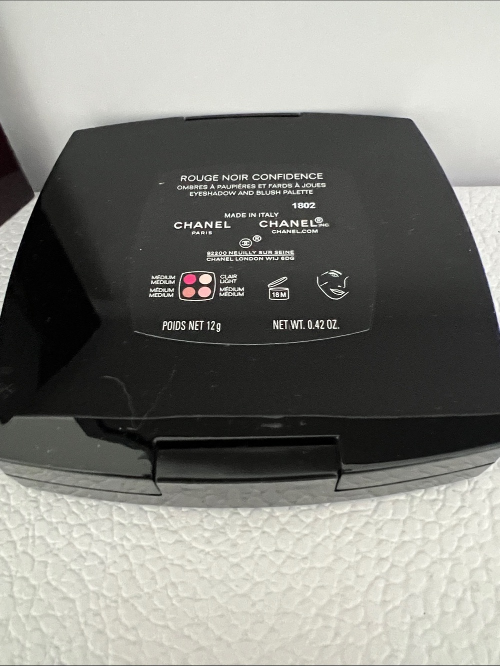 CHANEL Rouge Noir Confidence Eyeshadow & Blush Palette - Limited Edition - Picture 5 of 6